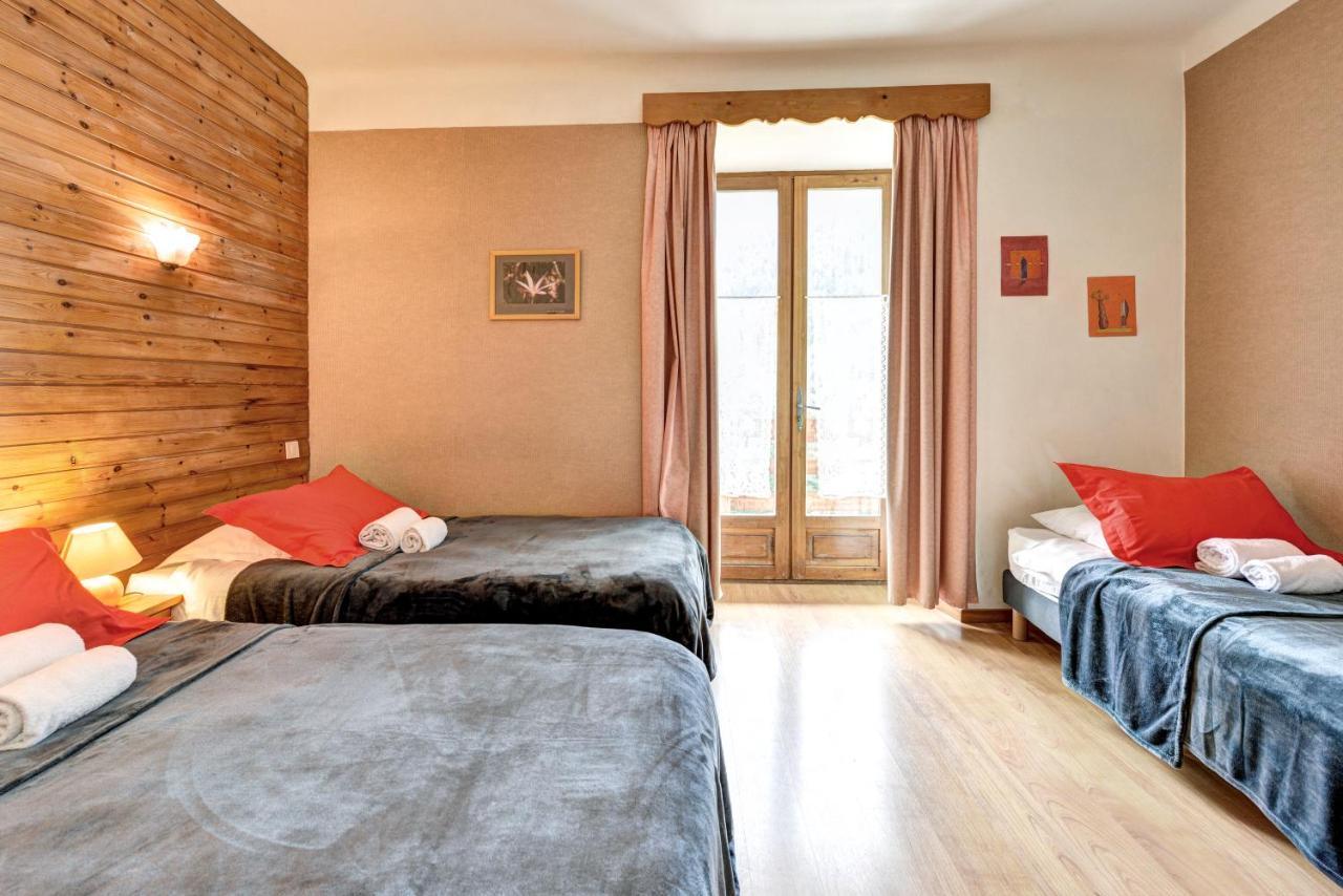 Hotel Restaurant Gites Les 5 Saisons Freissinieres Dış mekan fotoğraf