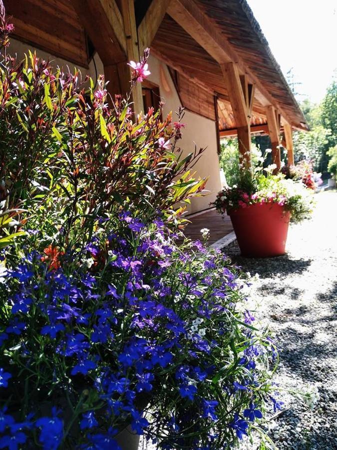 Hotel Restaurant Gites Les 5 Saisons Freissinieres Dış mekan fotoğraf