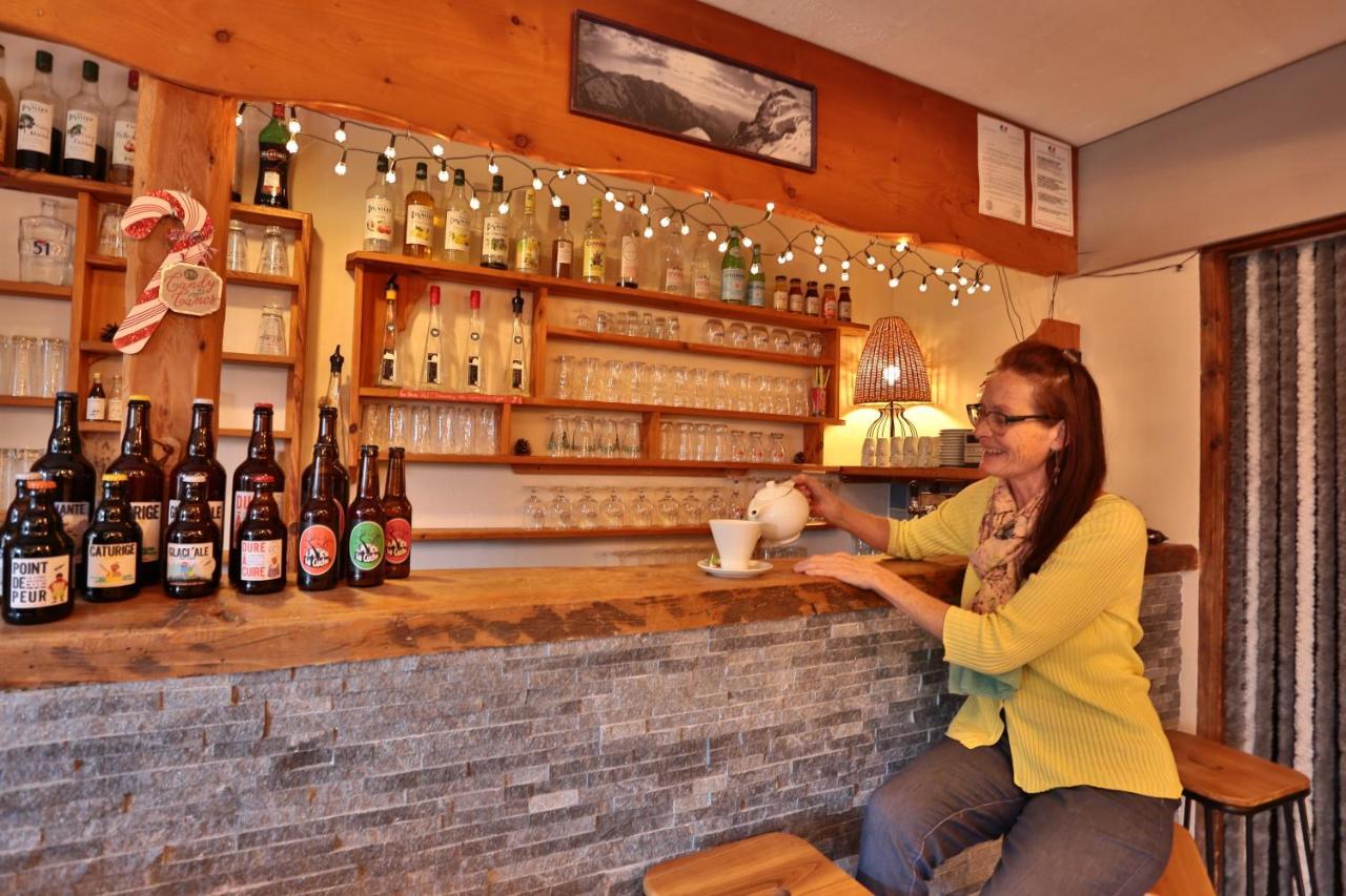 Hotel Restaurant Gites Les 5 Saisons Freissinieres Dış mekan fotoğraf